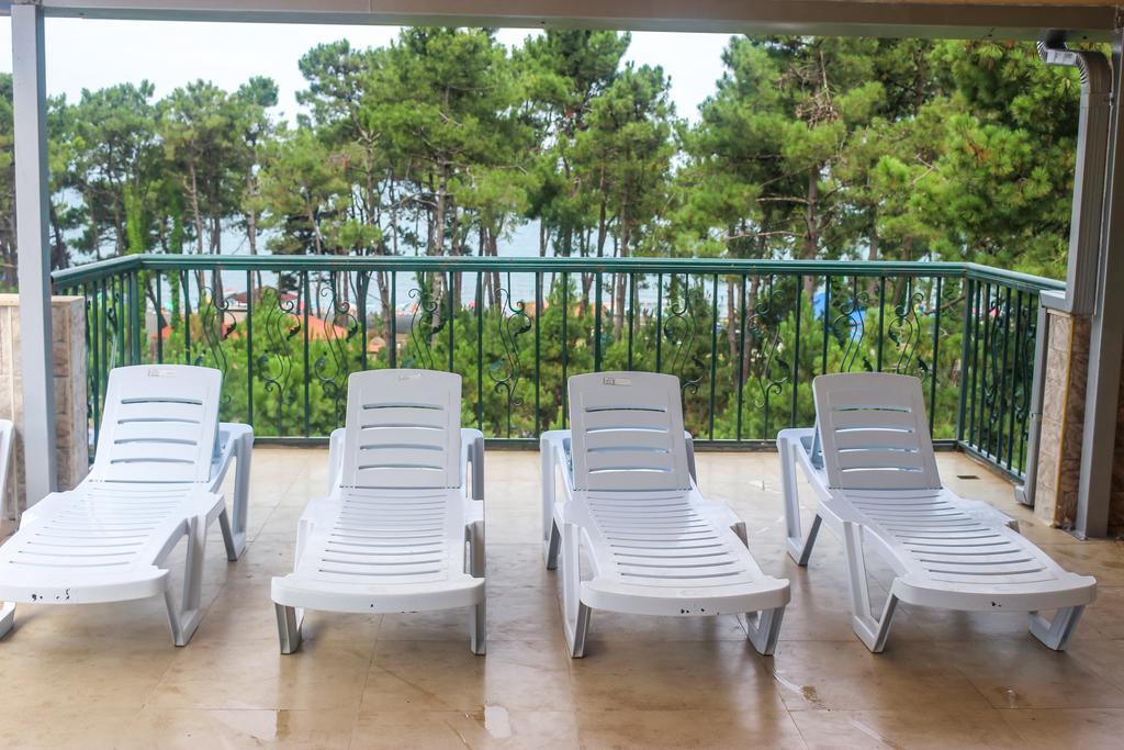 Golden Fleece Hotel Ureki Luaran gambar